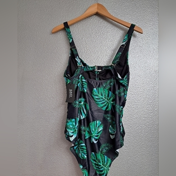 NWT DACI One Piece Swimsuit Size XL - Picture 4 of 5